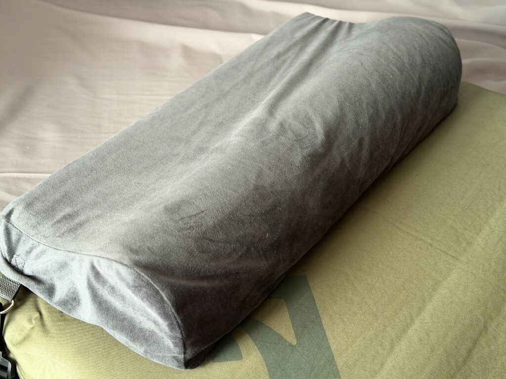 UJack ウレタンワイドピロー